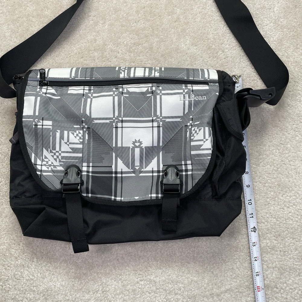 L.L. BEAN Messenger Bag Shoulder Medium Strap Push Lock Logo Black Print - Picture 7 of 10